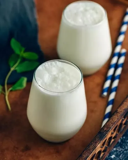 Milk, yogurt drinks and plant-based beverages — starch and hydrocolloid systems for beverages and dairy