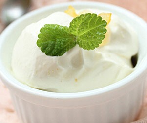 Plant-based cream and milk alternatives — stabilisers for body and suspension